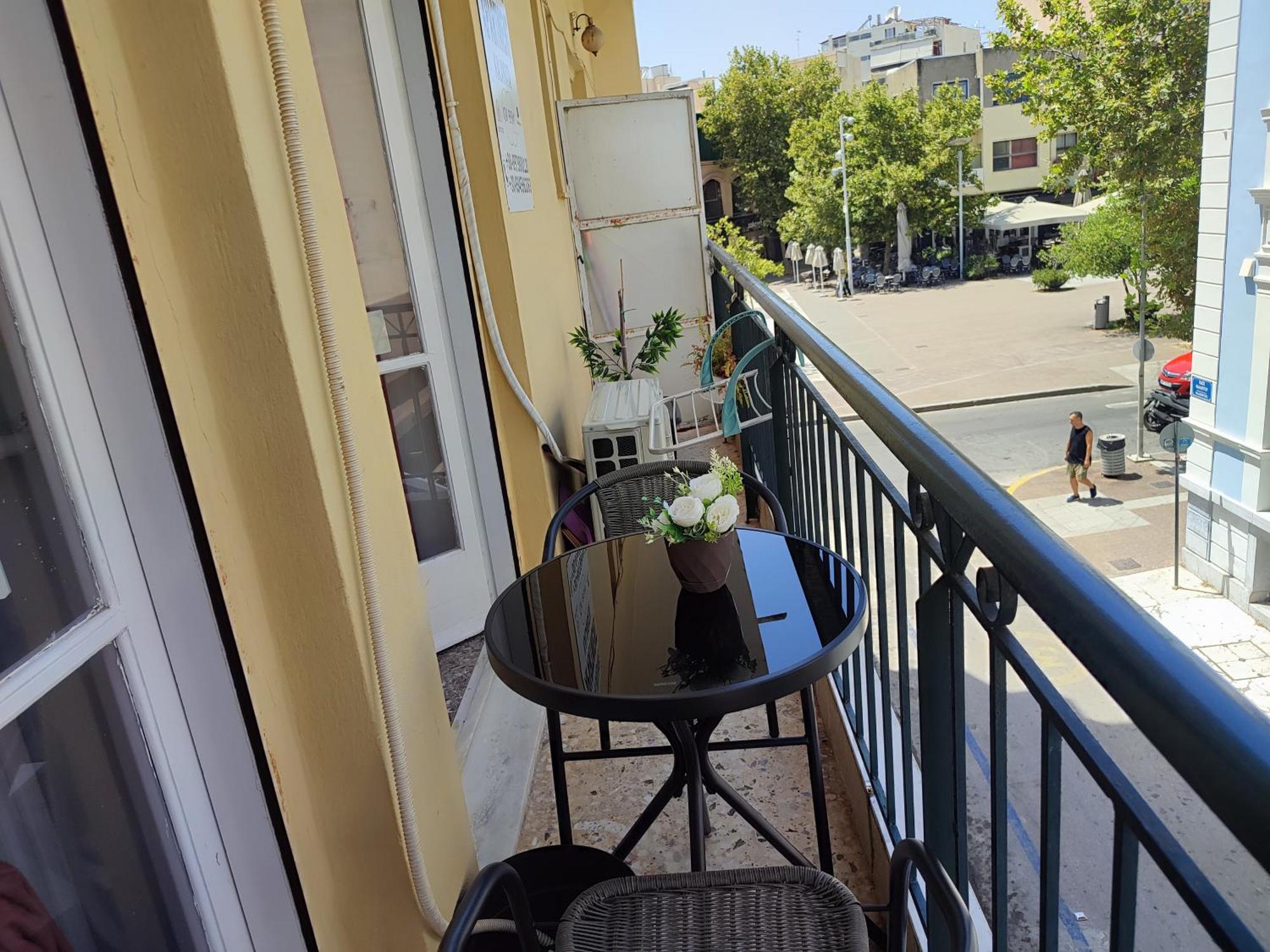 Ckbsm Central Square Apartment Kalamata Extérieur photo